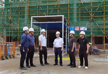 賴海標(biāo)到冶建桂南分公司項目調(diào)研指導(dǎo)